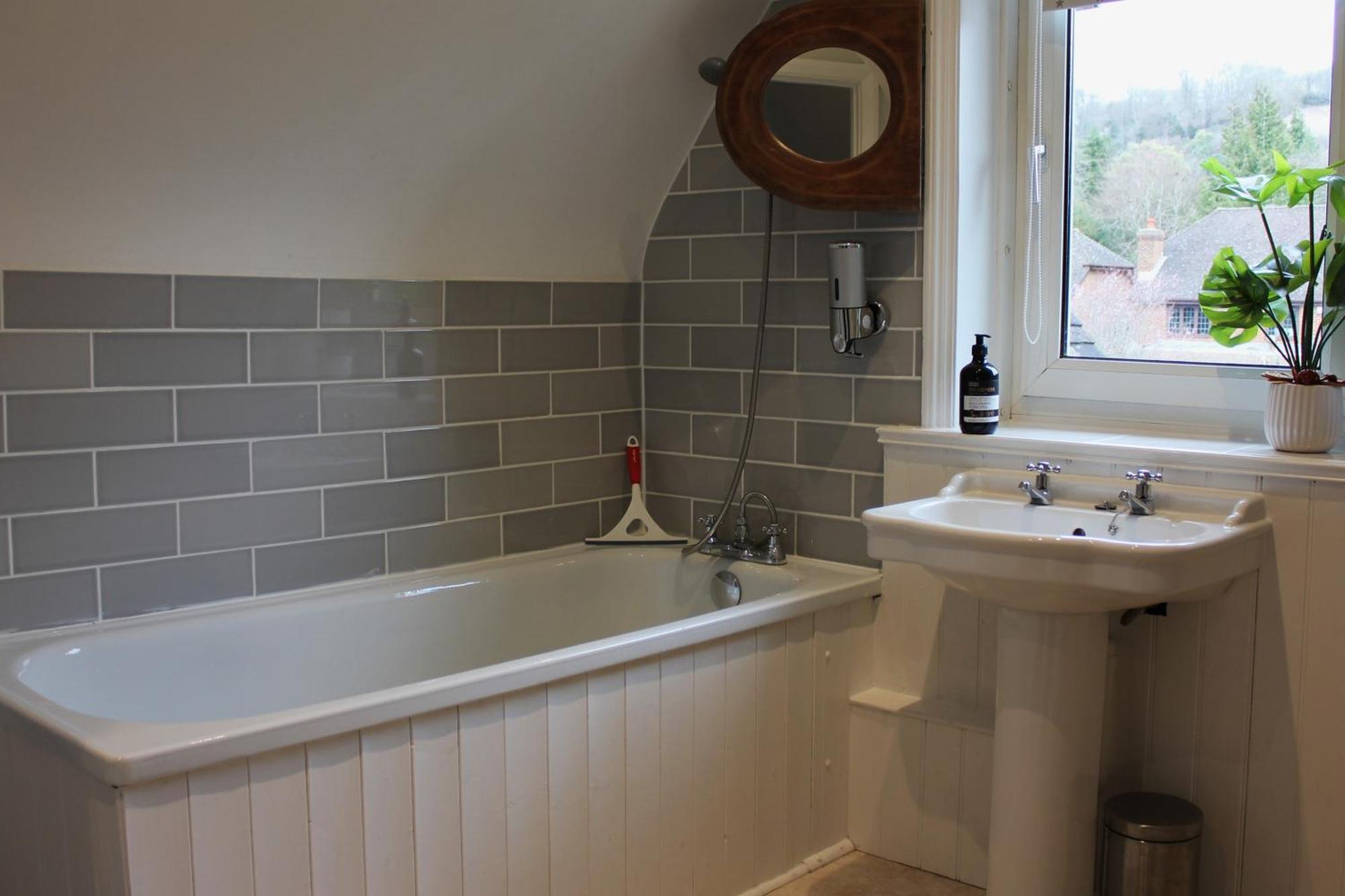 Lovely 3 Bed Condo Reigate Exterior photo